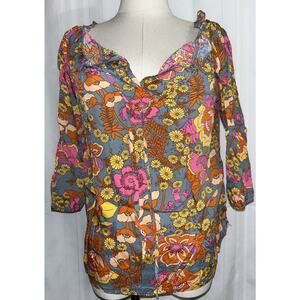 Hippie Boho Floral Blouse Women’s Small. V-Neck W/ Tie ,3/4 Elastic Sleeve